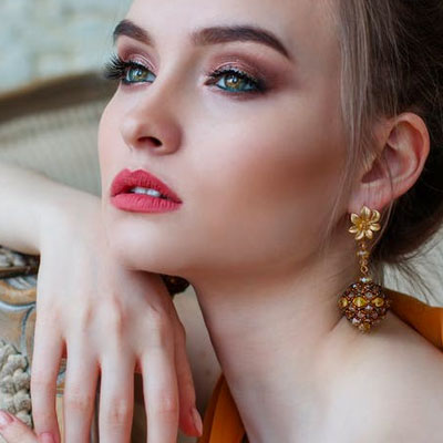 IMPOSSIBLE BEAUTY STANDARDS make it hard to love yourself- how to fix it.
